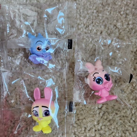 NIB Disney Doorables Spring Easter Pastel Judy Hopps, Daisy Duck & Thumper - Picture 4 of 6